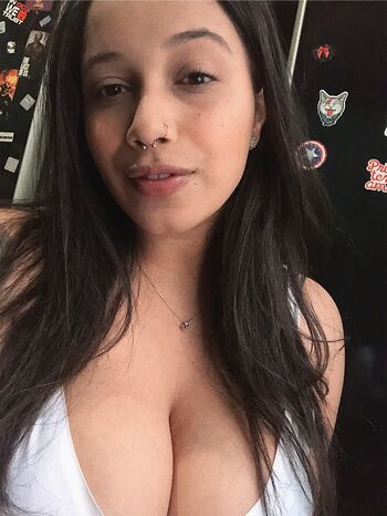 Novinhas Peitudas