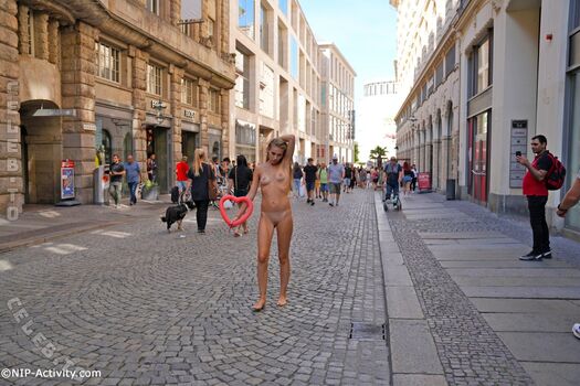 Leaked Nude in public page private photo viral onlyfans