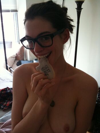 Nudes Celebrities
