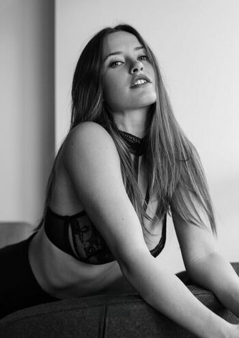 Leaked Nudes celebrities page private photo viral onlyfans