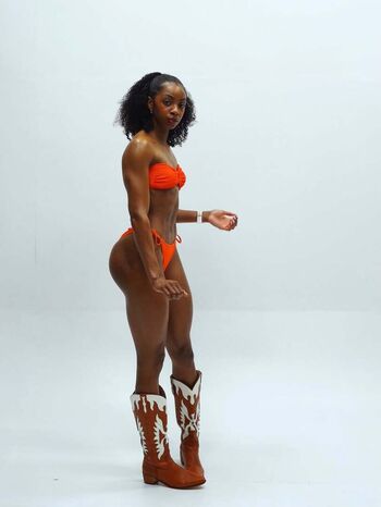 Nyla Davis