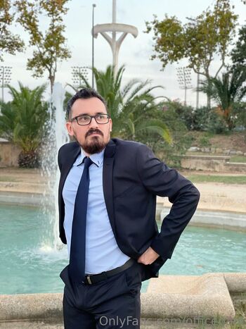Leaked Officepant private photo viral onlyfans