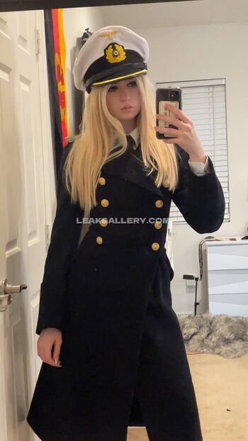 Leaked Offizieramira private photo viral onlyfans