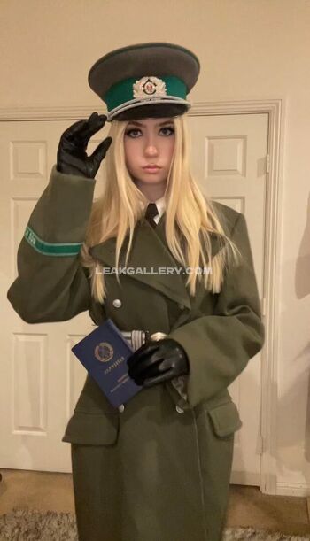 Leaked Offizieramira private photo viral onlyfans