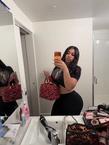 Leaked Ohhthistiana private photo viral onlyfans