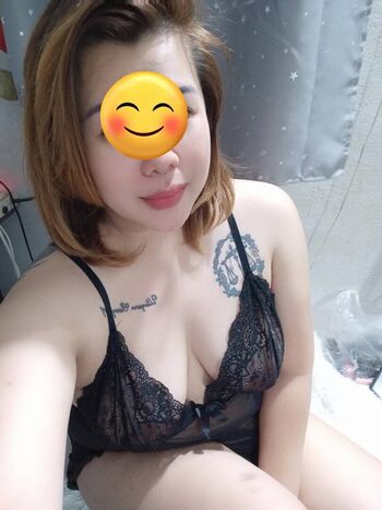 Leaked Oilly phakanath private photo viral onlyfans