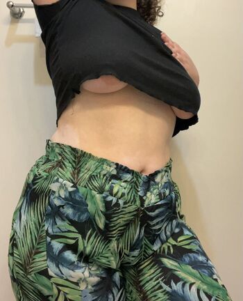 Leaked Lia bland/ private photo viral onlyfans