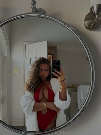 Leaked Olivia alex page private photo viral onlyfans