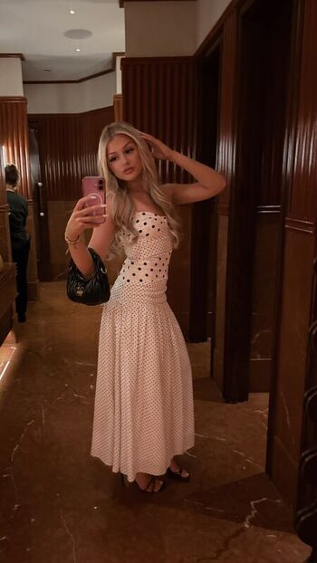Leaked Olivia deni private photo viral onlyfans