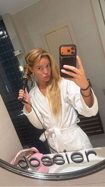 Leaked Olivia ponton page private photo viral onlyfans