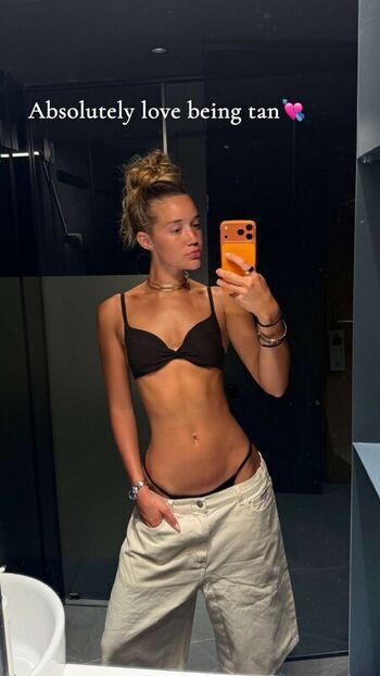 Leaked Olivia ponton private photo viral onlyfans