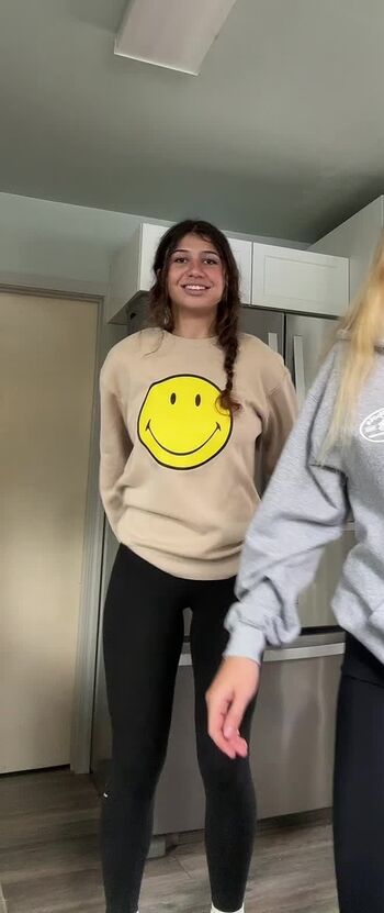 Leaked Oliviax private photo viral onlyfans
