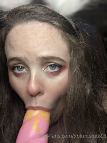 Leaked Oliviabluntfree private photo viral onlyfans
