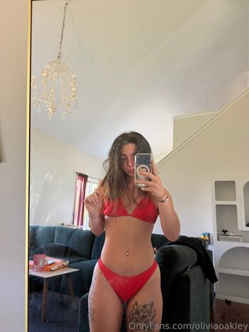 oliviaoakleyy