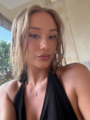 Leaked Oliwia petryna private photo viral onlyfans
