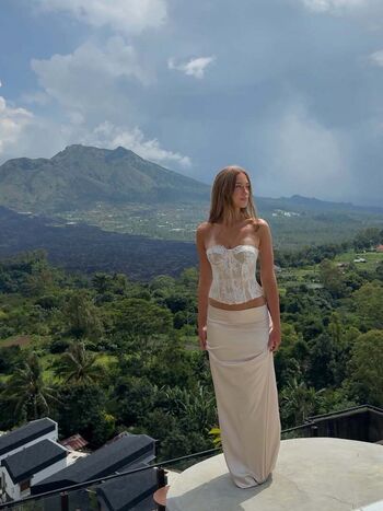 Leaked Oliwia petryna private photo viral onlyfans