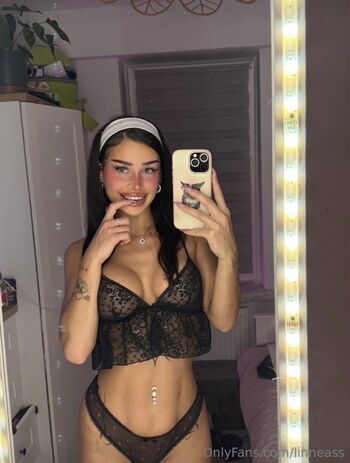 Leaked Oliwiasekscinska private photo viral onlyfans