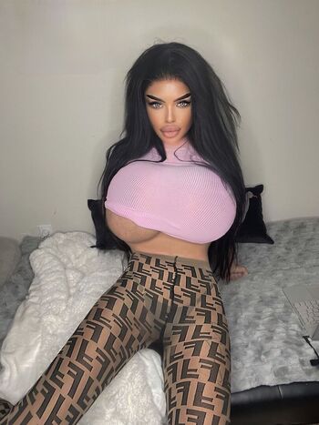 Leaked Olsuh private photo viral onlyfans