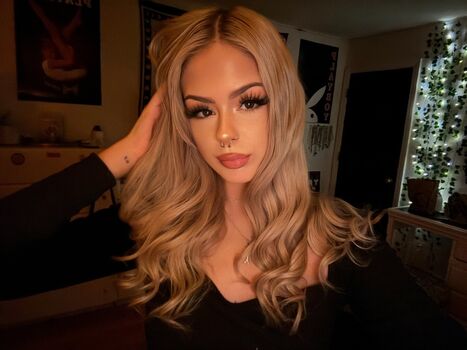 onlygothbitches