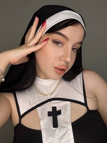 Leaked Onlysofiart private photo viral onlyfans