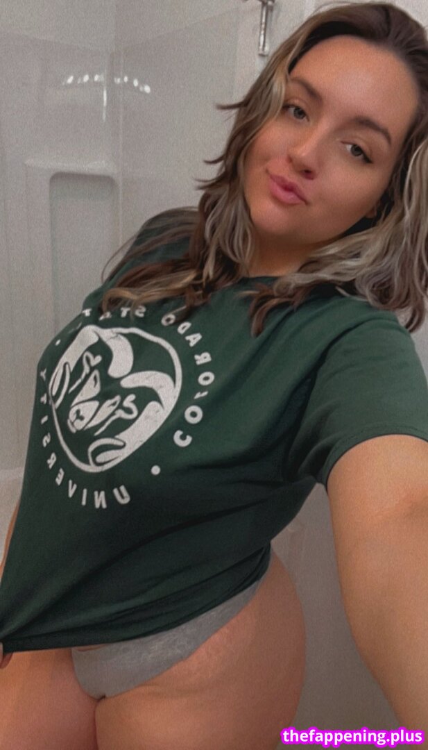 https: / oohkarla / oohkarlalala Fotografie OnlyFans Dezbrăcată #16