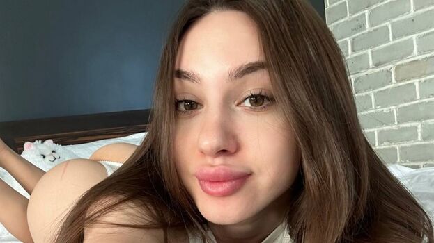 Orchid Rowe