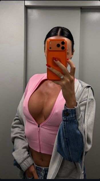 Leaked Osia m private photo viral onlyfans