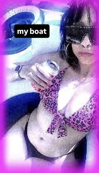 Leaked Holly price/ private photo viral onlyfans