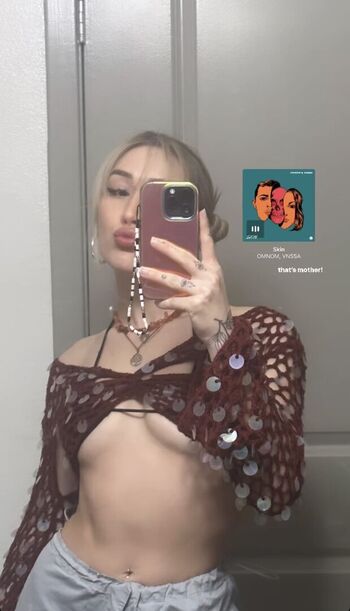 Leaked Oturanwhozee private photo viral onlyfans