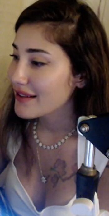 Leaked Ozge azunyan private photo viral onlyfans