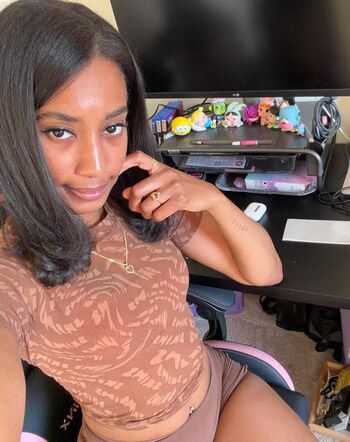p.la.shae