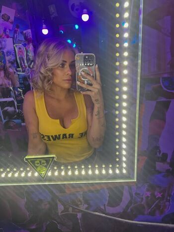 Paige Vanzant