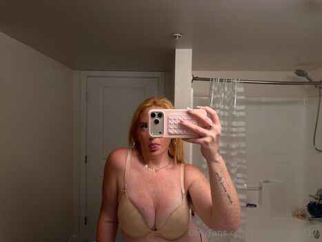 Leaked Paigehenne private photo viral onlyfans
