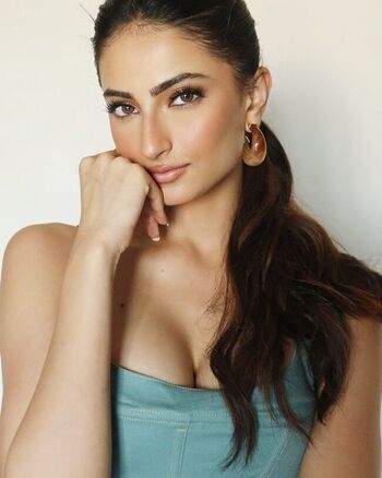 Leaked Palak tiwari private photo viral onlyfans
