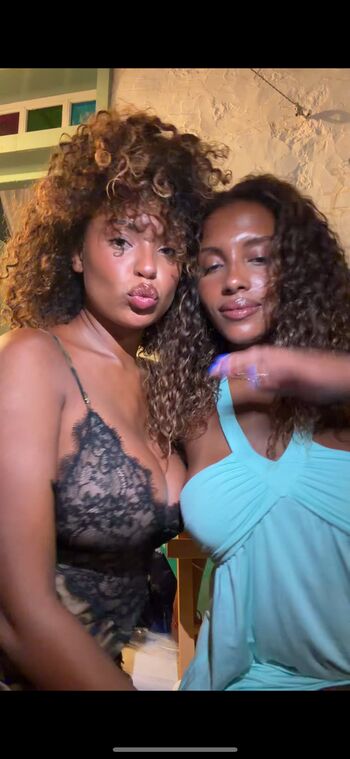 Leaked Paolalct locatell private photo viral onlyfans