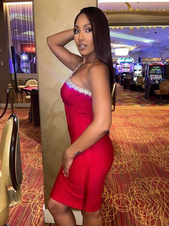 Leaked Parker mckenna posey private photo viral onlyfans