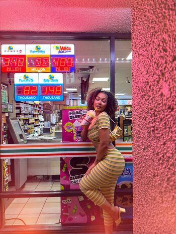 Parker McKenna Posey