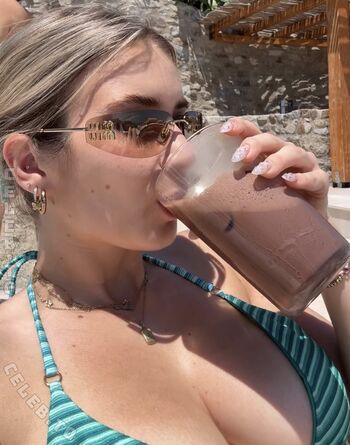 Leaked Paula doeringer page private photo viral onlyfans