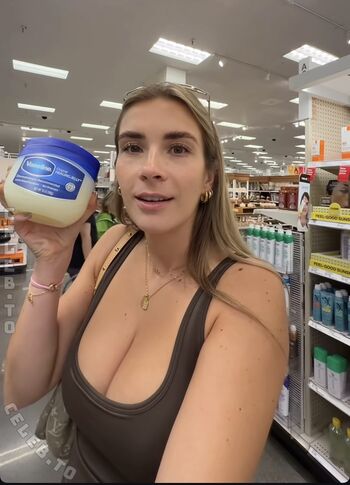Leaked Paula doeringer private photo viral onlyfans