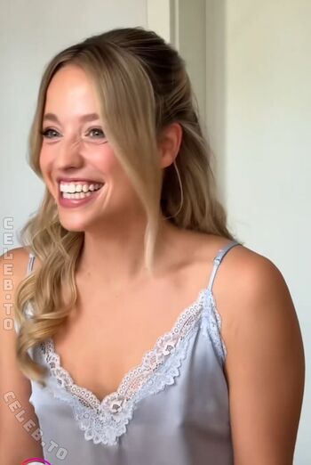 Leaked Paula enzweiler private photo viral onlyfans