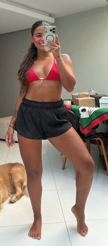 Paula Nobre