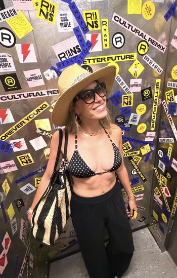 Leaked Pauline sanzey page private photo viral onlyfans