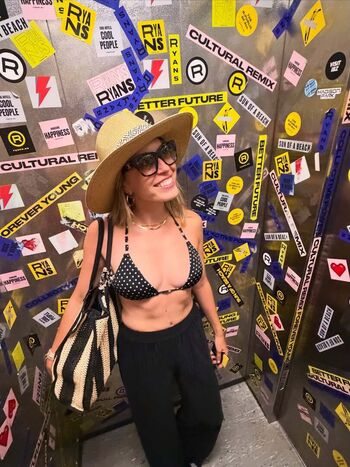 Leaked Pauline sanzey private photo viral onlyfans