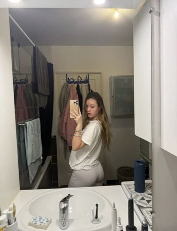 Leaked Paulineonlinee private photo viral onlyfans