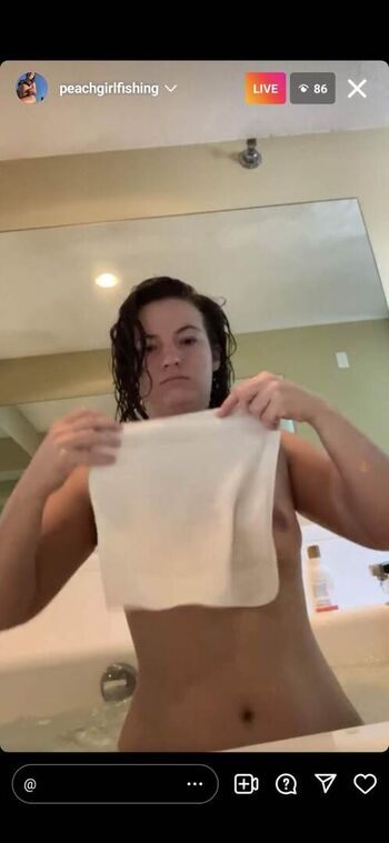 Peachgirlfishing