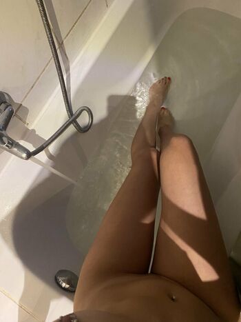 Leaked Peachyleya private photo viral onlyfans