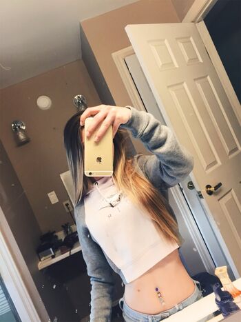 Leaked Pearlcorridor private photo viral onlyfans