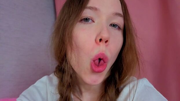 pearly_peach_