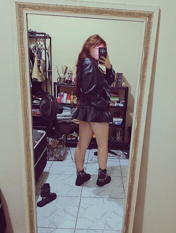 Leaked Pequenalua private photo viral onlyfans