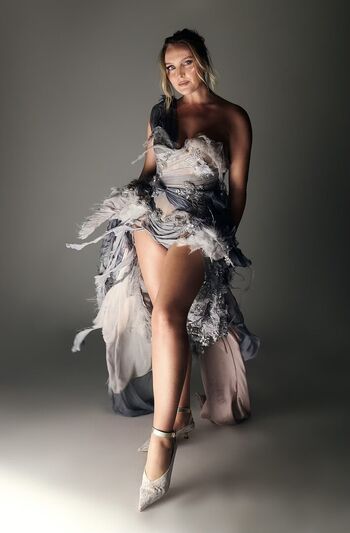 Leaked Perrie edwards private photo viral onlyfans